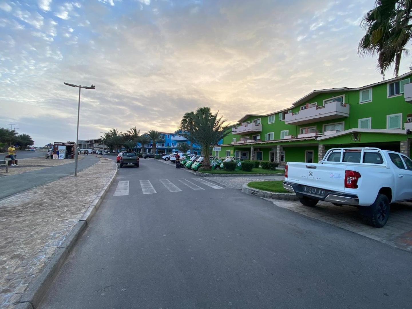 Djadsal Moradias - By Bobbywashere Santa Maria Exterior foto
